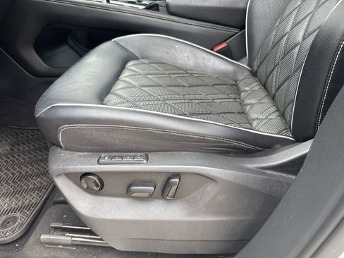 Used 2024 Volkswagen Atlas SEL Premium R-Line AWD/4WD image 13