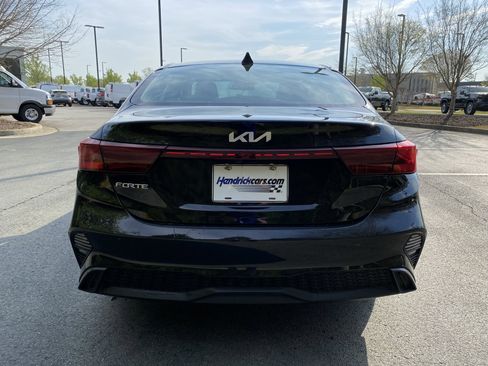 Used 2024 Kia Forte LXS image 8