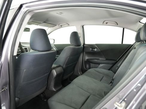 Used 2015 Honda Accord LX image 33