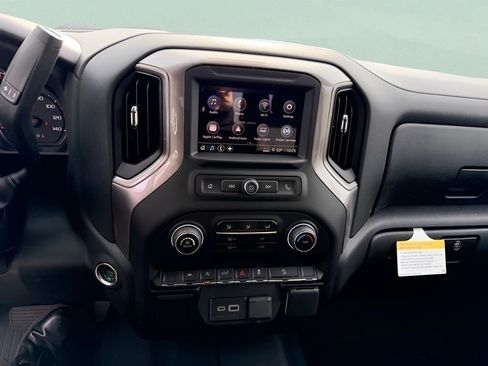 Used 2026 Chevrolet Silverado 1500 Custom Trail Boss w/ LPO, Dark Essentials Package image 18