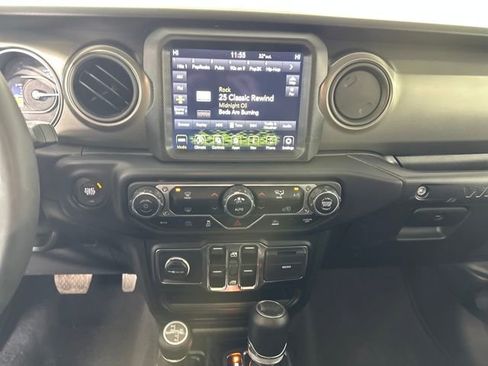 Used 2023 Jeep Wrangler Unlimited w/ 8.4" Radio Group image 21