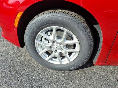 New 2026 Chrysler Pacifica Select image 6