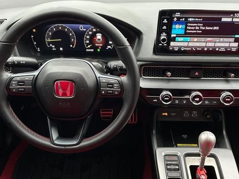 Used 2025 Honda Civic Type R image 12
