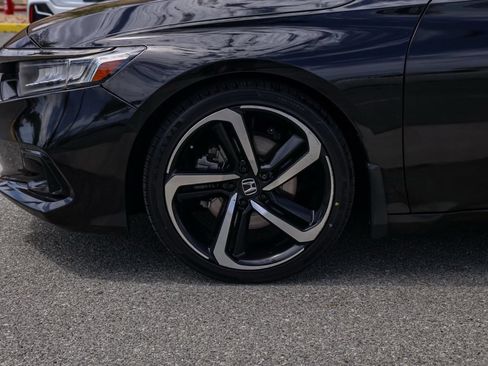 Used 2022 Honda Accord Sport image 11