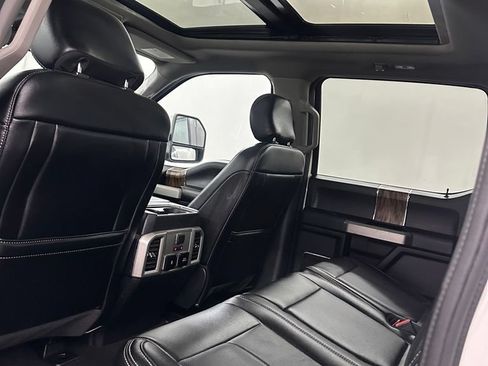 Used 2020 Ford F150 Lariat w/ Equipment Group 502A Luxury AWD/4WD image 26
