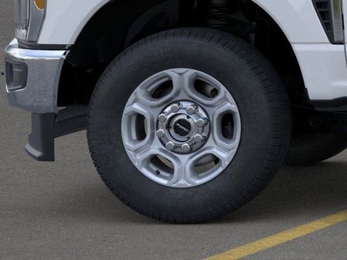 New 2026 Ford F350 XLT image 44