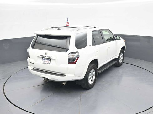 Used 2015 Toyota 4Runner SR5 Premium AWD/4WD image 36