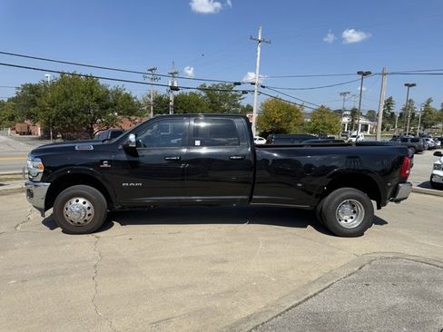 Used 2020 RAM 3500 Laramie image 11