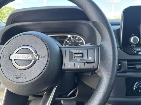 New 2025 Nissan Pathfinder S image 18