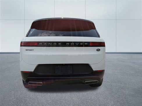 Used 2023 Land Rover Range Rover Sport SE AWD/4WD image 4