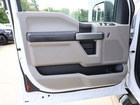 Used 2018 Ford F150 XLT w/ Equipment Group 301A Mid AWD/4WD image 11