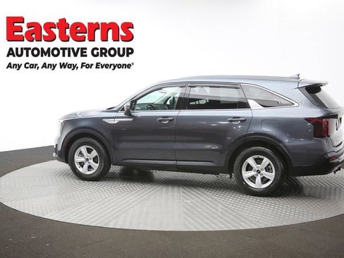 Used 2024 Kia Sorento LX FWD image 62