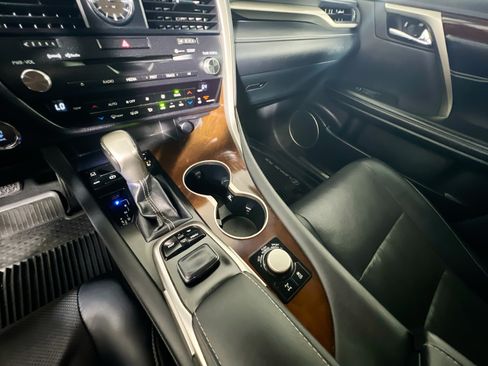 Used 2019 Lexus RX 350 AWD w/ Navigation Package image 25