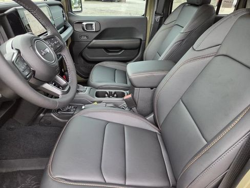 New 2026 Jeep Gladiator Sport AWD/4WD image 22