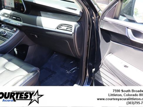 Used 2022 Hyundai Palisade Limited w/ Cargo Package AWD/4WD image 35