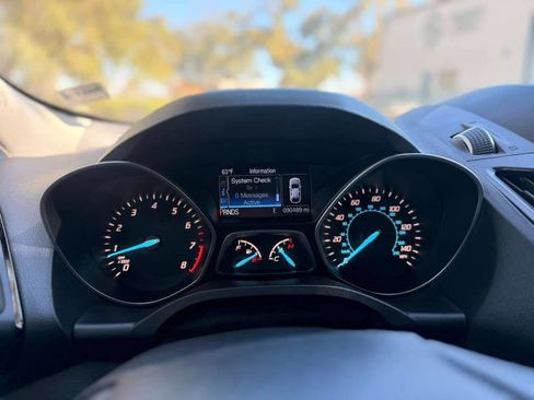 Used 2014 Ford Escape Titanium image 17