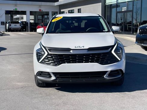 Certified 2024 Kia Sportage LX image 2
