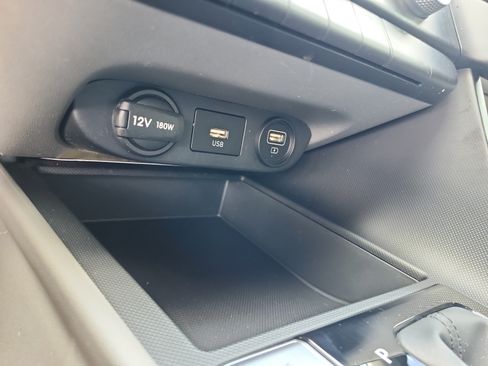 Certified 2023 Hyundai Elantra SE FWD image 26