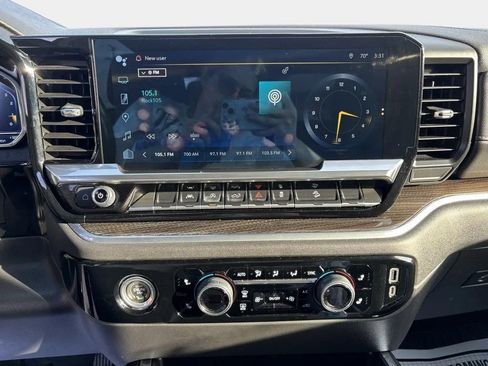 Used 2022 Chevrolet Silverado 1500 RST w/ Z71 Off-Road Package image 17