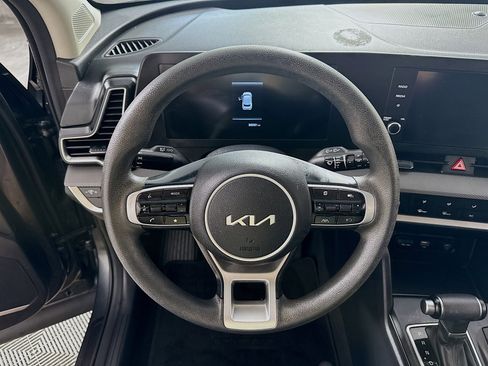 Used 2023 Kia Sportage LX AWD/4WD image 15