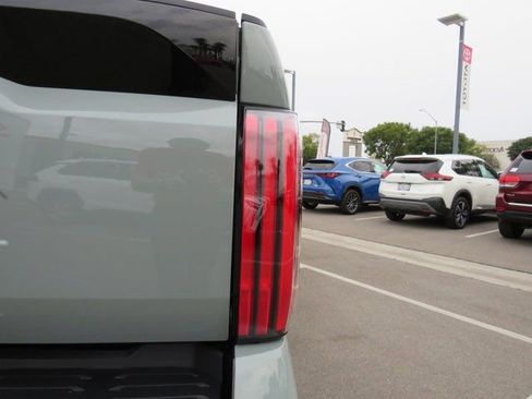 New 2026 Toyota Tundra Platinum image 13