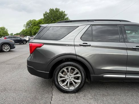 Used 2020 Ford Explorer XLT w/ Equipment Group 202A RWD image 41