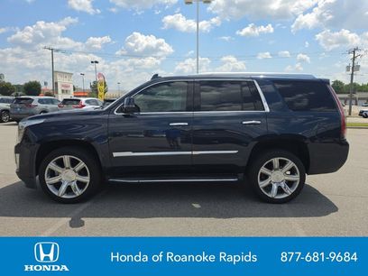 Used 2019 Cadillac Escalade Luxury
