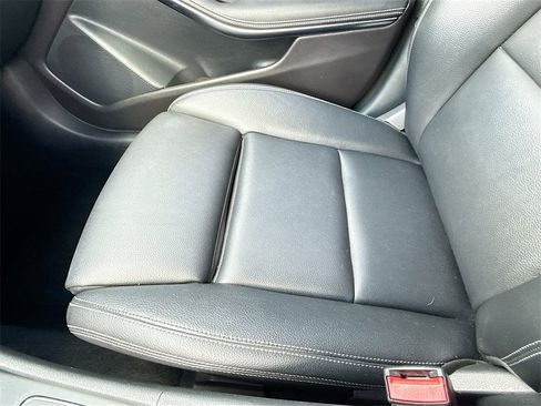 Used 2018 Mercedes-Benz CLA 250 image 21