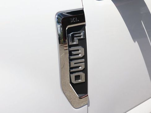 Used 2022 Ford F350 XL w/ Power Equipment Group RWD image 45