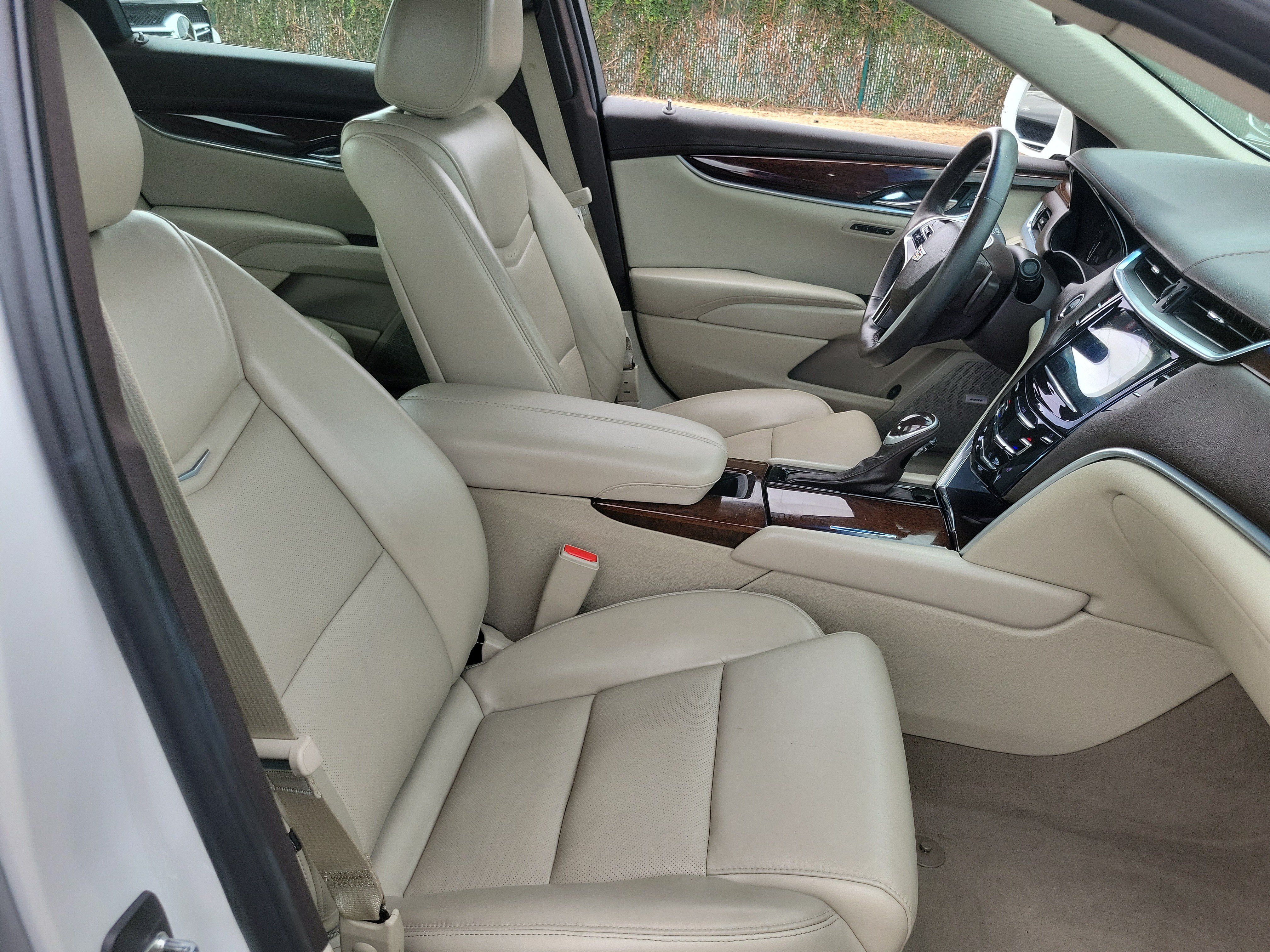 Used 2016 Cadillac XTS Luxury w/ Driver Awareness Package FWD image 21