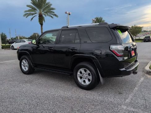 Used 2019 Toyota 4Runner SR5 Premium AWD/4WD image 6