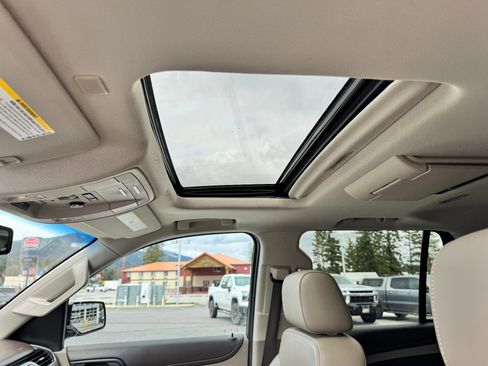 Used 2018 Chevrolet Tahoe Premier image 44