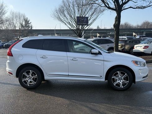 Used 2015 Volvo XC60 T6 image 5