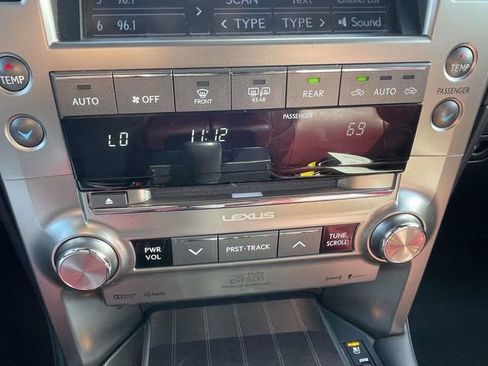 Used 2020 Lexus GX 460 Luxury w/ Luxury Sport Package image 28