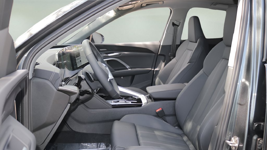 Used 2026 Audi Q5 Premium Plus AWD/4WD image 38