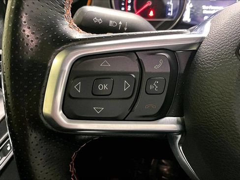 Used 2021 Jeep Gladiator Mojave AWD/4WD image 24
