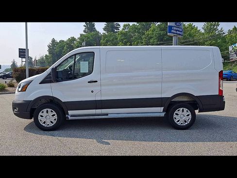 Certified 2025 Ford Transit 250 Low Roof w/ Exterior Upgrade Package RWD image 5