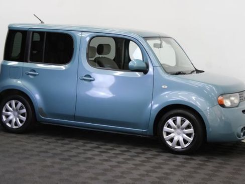 Used 2009 Nissan Cube 1.8 S w/ Interior Designer Pkg FWD image 3