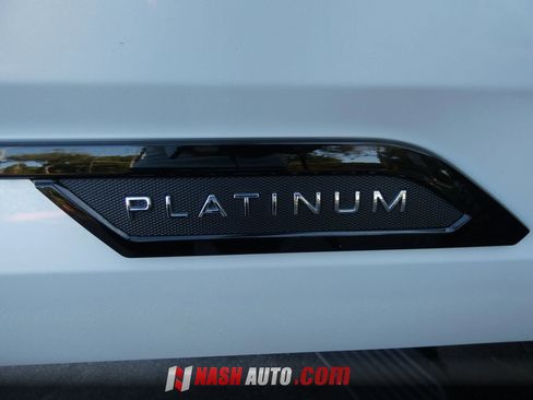 Used 2024 Toyota Tundra Platinum AWD/4WD image 76