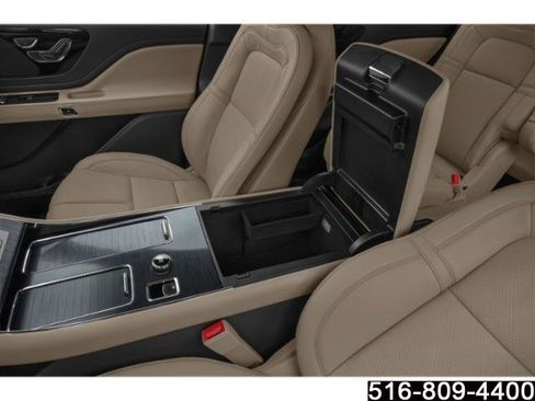 Used 2022 Lincoln Aviator Reserve w/ Equipment Group 201A AWD/4WD image 15