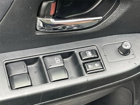 Used 2014 Subaru Impreza 2.0i Sport Premium AWD/4WD image 16