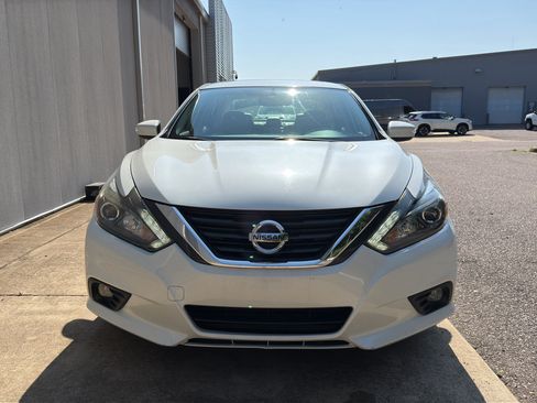 Used 2017 Nissan Altima 2.5 SL w/ 2.5 Technology Package FWD image 20