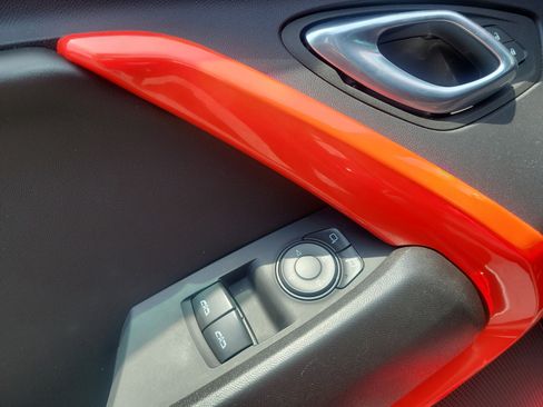 Used 2023 Chevrolet Camaro LT RWD image 11