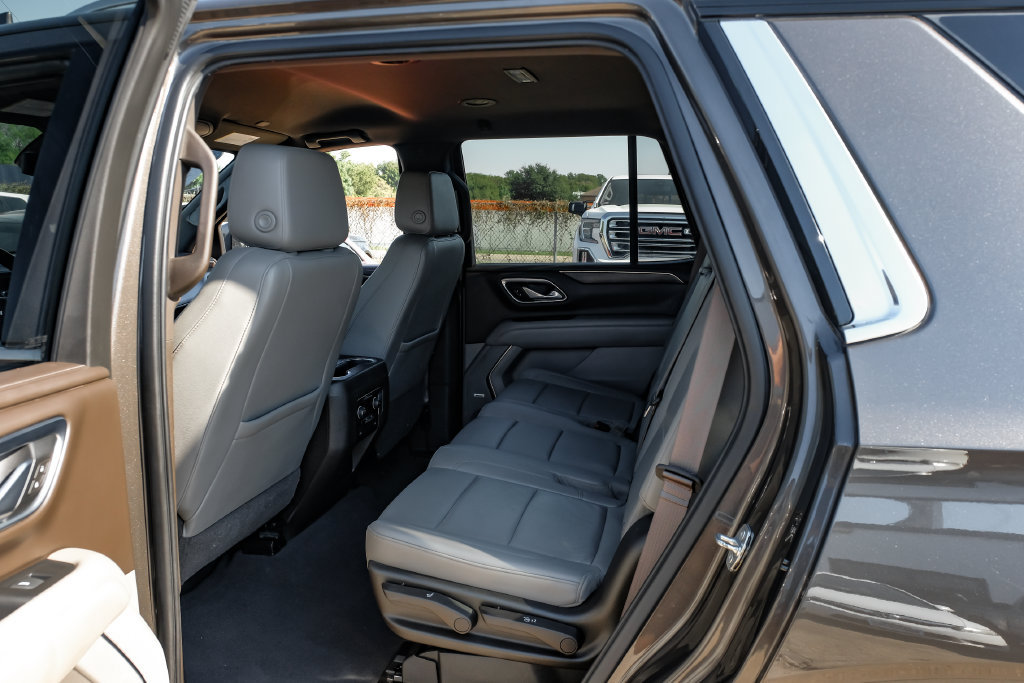 Used 2021 Chevrolet Tahoe LT RWD image 40