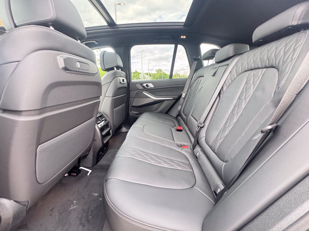 Used 2026 BMW X5 xDrive50e w/ Premium Package AWD/4WD image 19