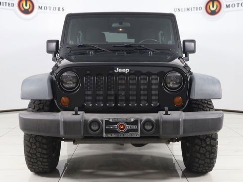 Used 2012 Jeep Wrangler Unlimited Rubicon AWD/4WD image 39