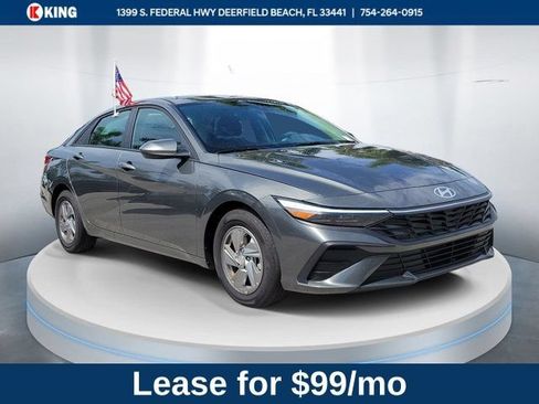 Used 2026 Hyundai Elantra SE w/ Cargo Package FWD image 1
