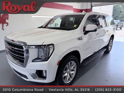 Used 2024 GMC Yukon XL SLT w/ SLT Luxury Package RWD image 1