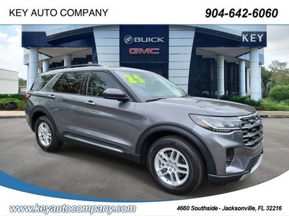 Used 2025 Ford Explorer Active