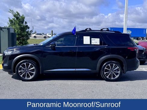 Used 2026 Nissan Pathfinder Platinum w/ Cargo Package FWD image 4